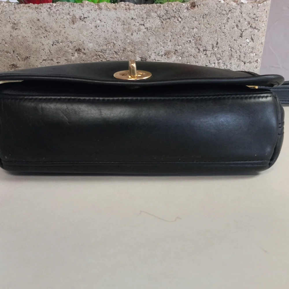 Coach Legacy 1991, Companion Flap Crossbody, Syle #9715